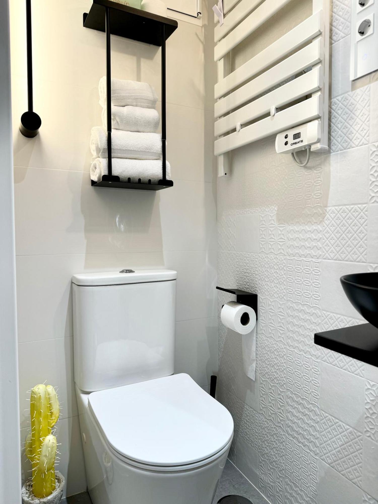 Luxury Flat City Center Full Equipe Non Touristic Madri Exterior foto