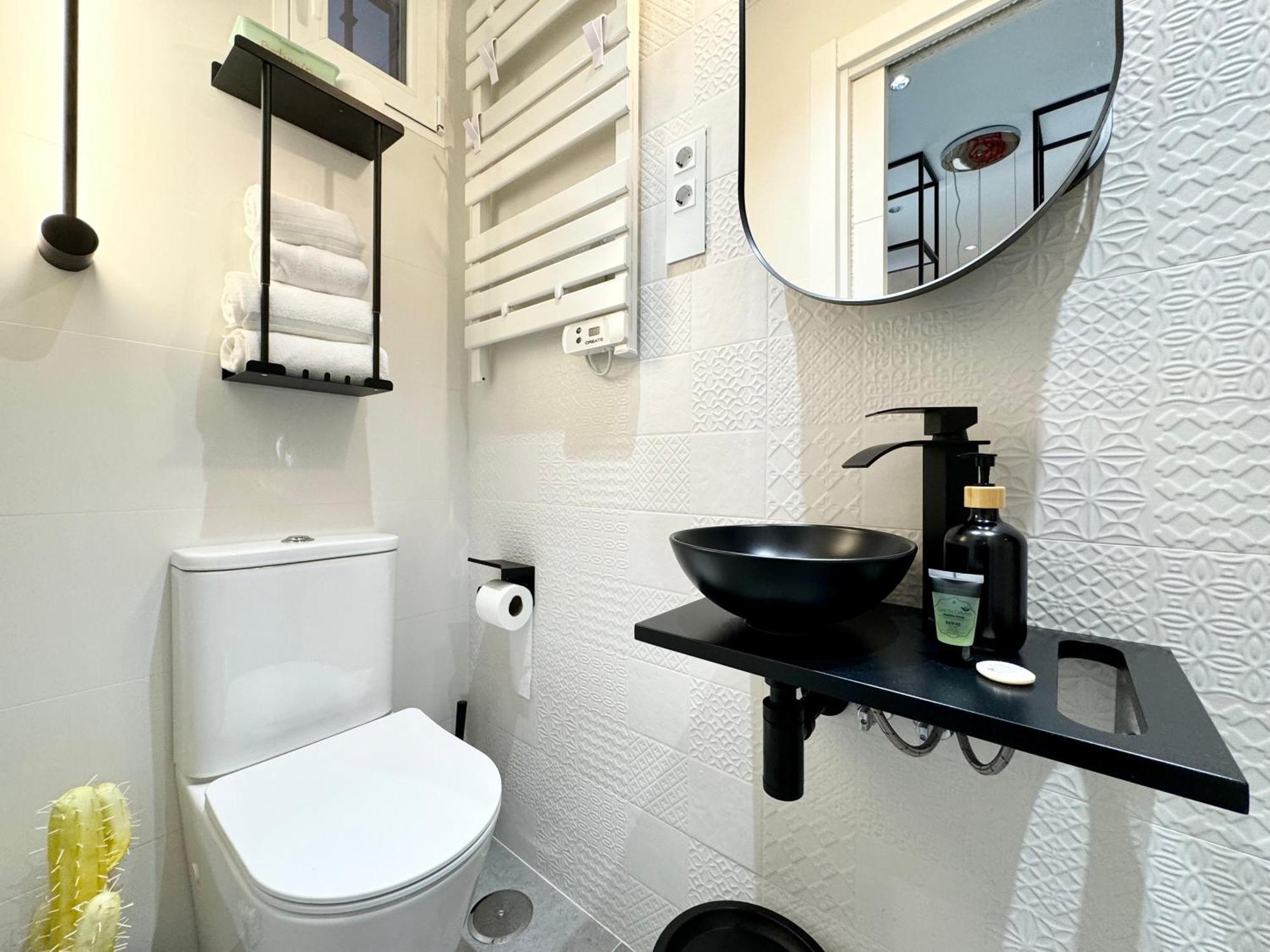 Luxury Flat City Center Full Equipe Non Touristic Madri Exterior foto